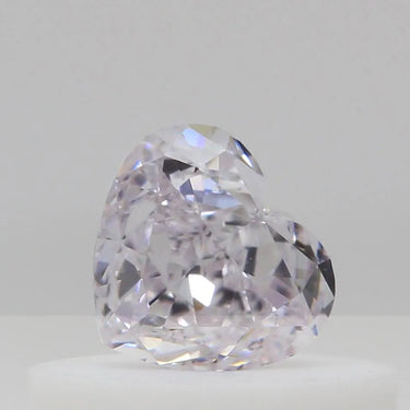 0.28ct Heart Natural Diamond (Faint Pink, Clarity VS1, GIA)