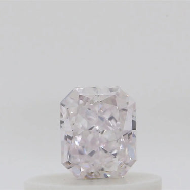 0.30ct Radiant Natural Diamond (Very Light Pink, Clarity VS2, GIA)